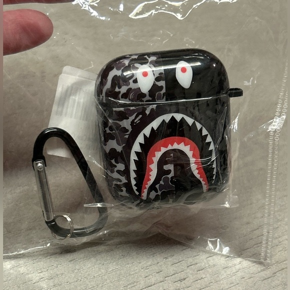 (Bundle of 3) Airpods 1 & 2 Case Covers Shark Mouth Camo Design for Airpod 1 & 2 - Picture 7 of 8